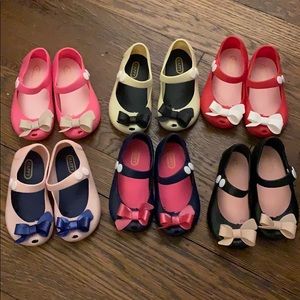 New in bag 6 pairs jelly shoes size 7 (fit like 6)